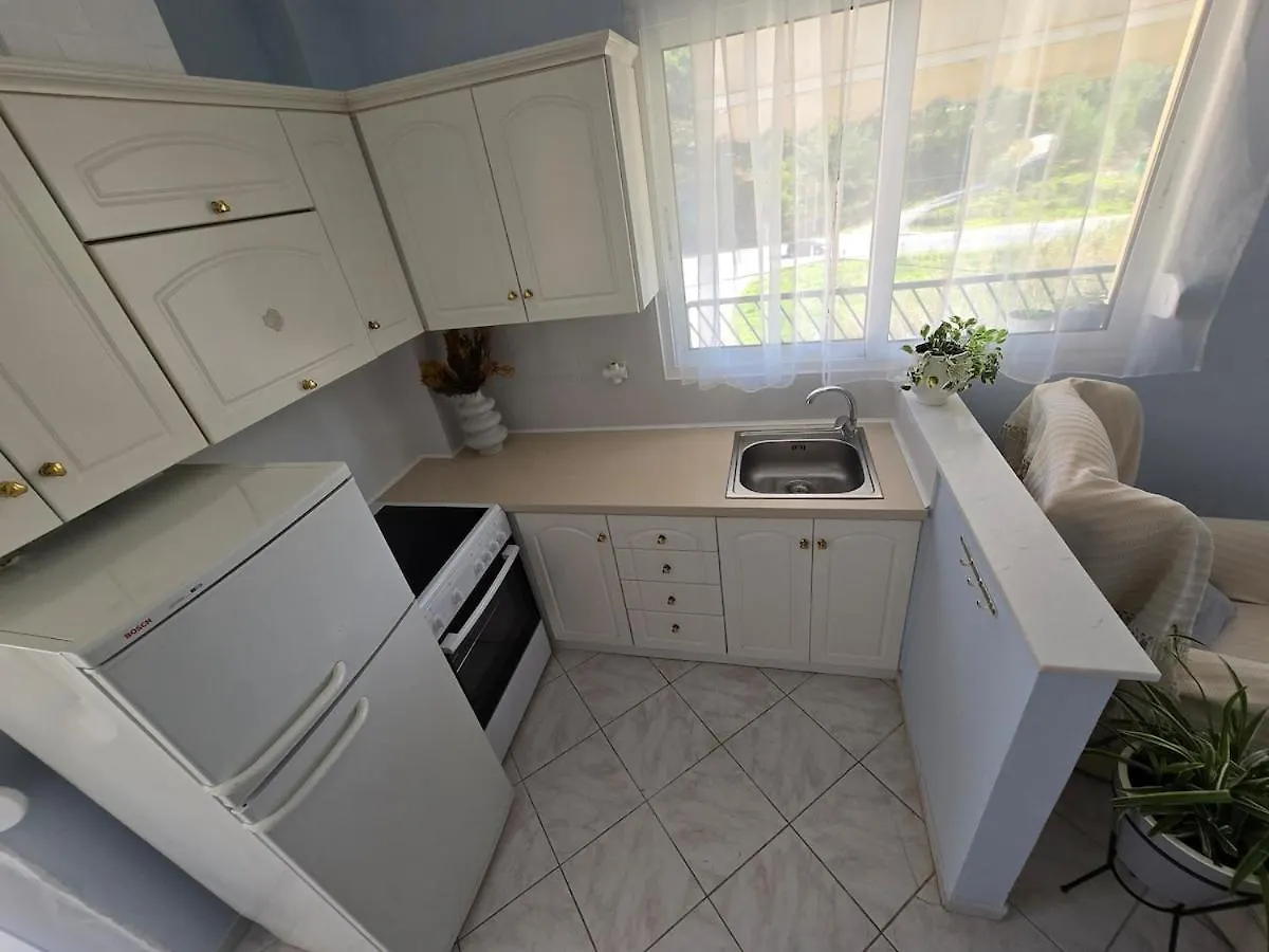 Esperides Apartment أغيا ترياس